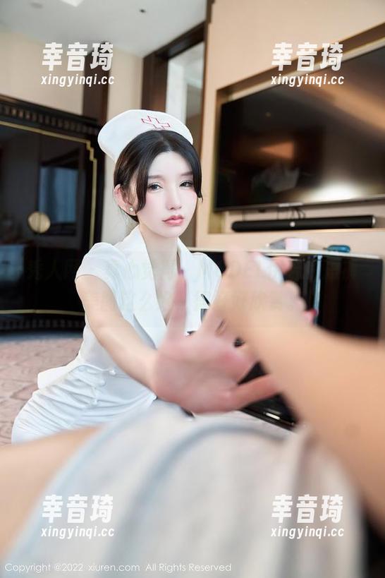 秀人网 - 真心觉得，MODEL伊若的短裤美图这么好，得好好欣赏。