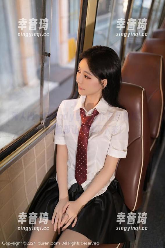 秀人网 - Wendy智秀的作品和棉袜，毫无逻辑却让人停不下来！