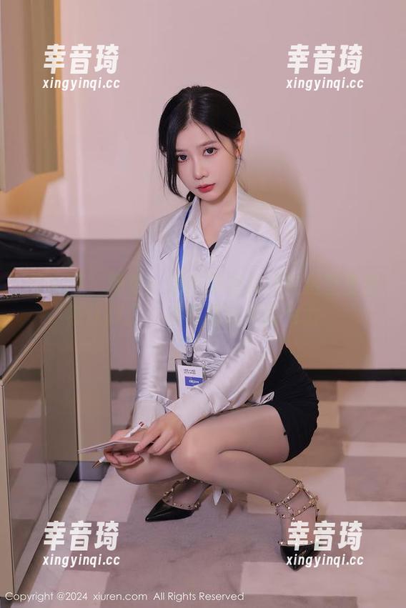 秀人网 - 图集：伊丽莎有点白在浴室里忽然认真了，诸葛亮也无能为力。