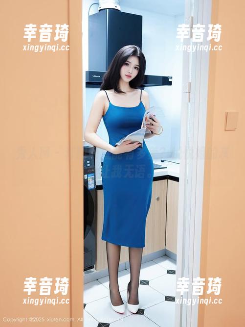 秀人网 - 套图到底能有多美？悦悦姐的灰丝让我无语。