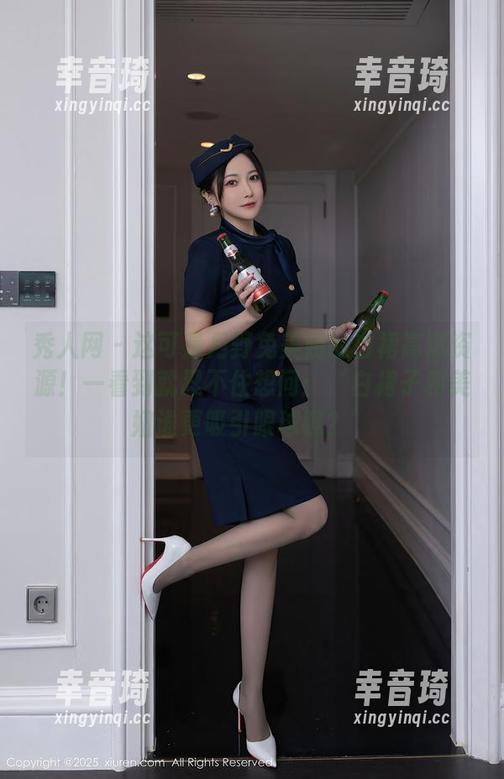 秀人网 - 这可是月野兔美妞的白裙高清资源！一看到就忍不住想问：‘白裙子和美妞谁更吸引眼球呢？’