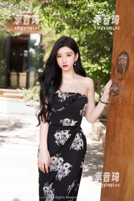 秀人网 - 来了来了！绮梦Cherish的圣诞美图图包，把喜气洋洋的氛围都收入囊中！
