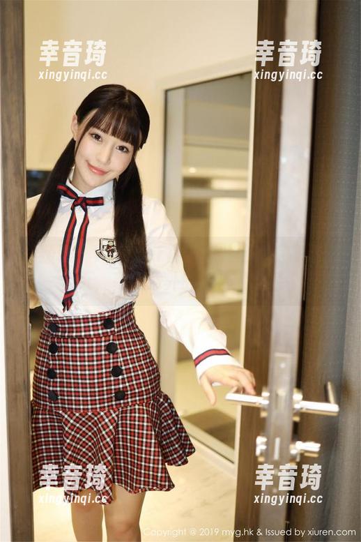 美媛馆-Vetiver嘉宝贝儿 美媛馆 - Vetiver嘉宝贝儿比基尼高清壁纸,有点意外的海浪灵动感