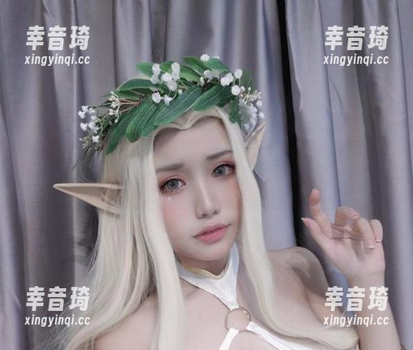 怎么回事？芊川一笑MNK的天台写真集更新了，我的注意力又被吸引了！