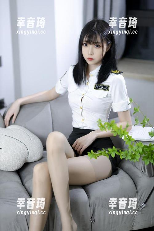 要资源还是要许岚LAN的双马尾？二选一太难了！