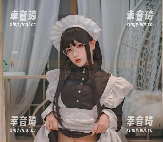 起司块wii的镜中之旅：定制图集里的脆皮小痴姬，个性与幽默同步上线！