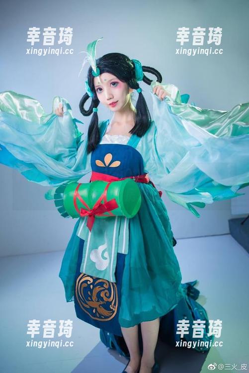 调皮厨娘：迷失人形QUQ的照片让你意想不到的厨房乐趣！