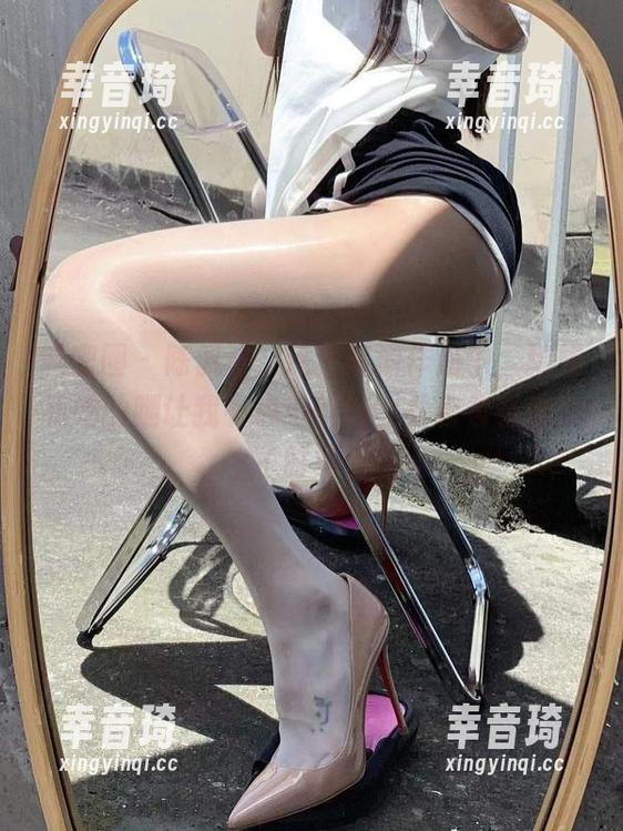 微密圈 - 陈佩奇，这个高清作品中，猪姐和她的腿让我有点小纠结，看着看着就忘了时间。