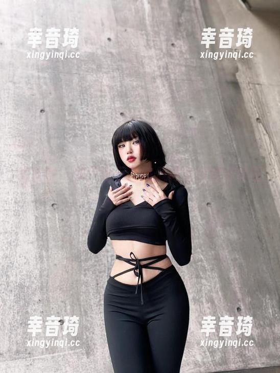 微密圈 - 赞不绝口！陈佩奇为老婆的套图流下的泪！