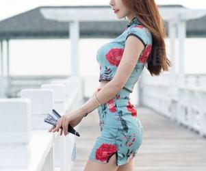 魅妍社 – 陈思琪Art的美脚图集，免费到好像要抢券一样，腿是要从屏幕里走出来吗？