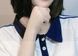 鹿八岁baby把吊带玩得如此轻松，无圣光效果也未免太赞了吧。