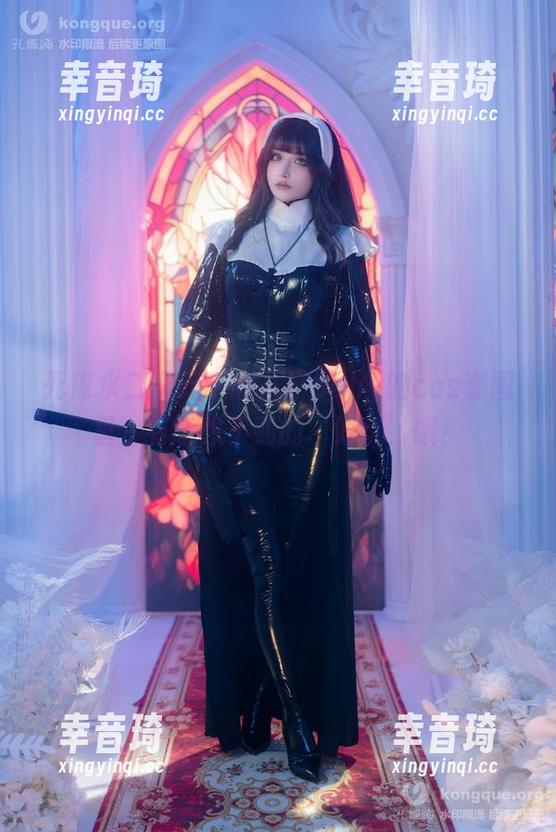死库水二次元：鹿八岁baby的cos套图里，有意想不到的‘好玩’哦！